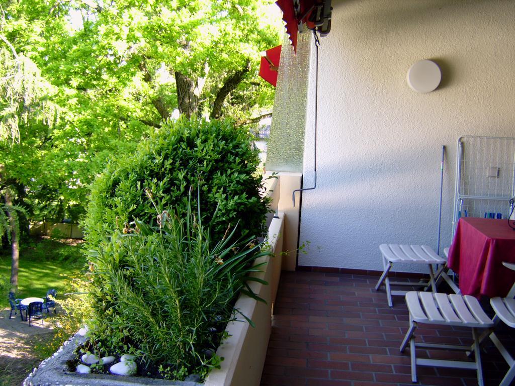 Appartementhaus im Grün Bad Bellingen Exterior foto